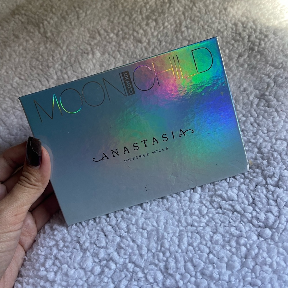 Anastasia Beverly Hills Moonchild Glow Kit